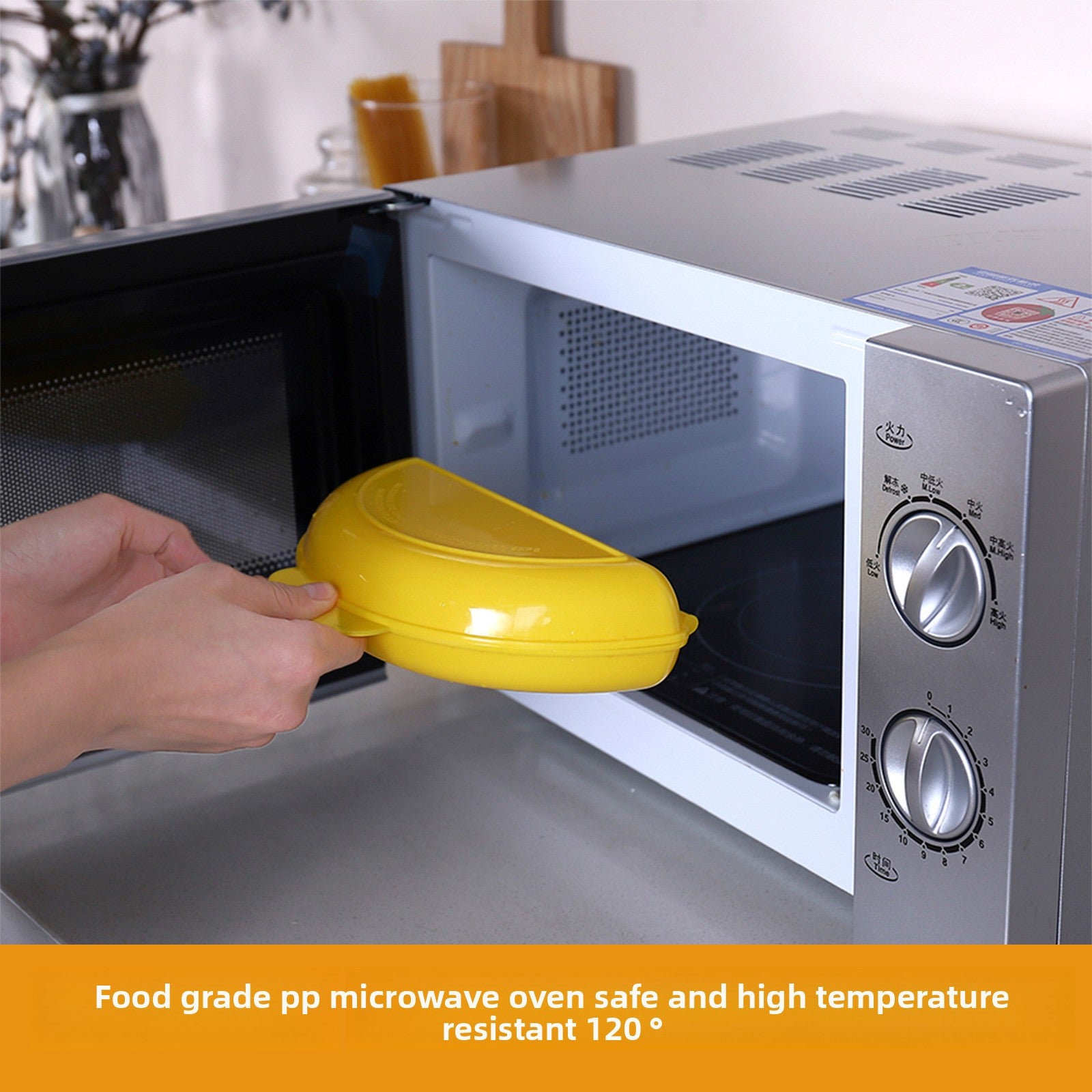 Household plastic molds for frying eggs